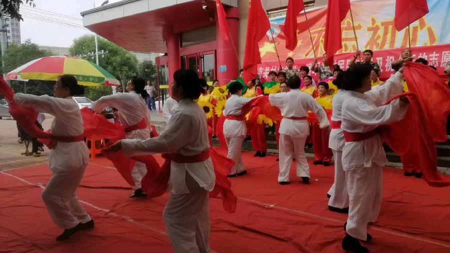 喜迎“八一”联合汇演获赞扬（图2）