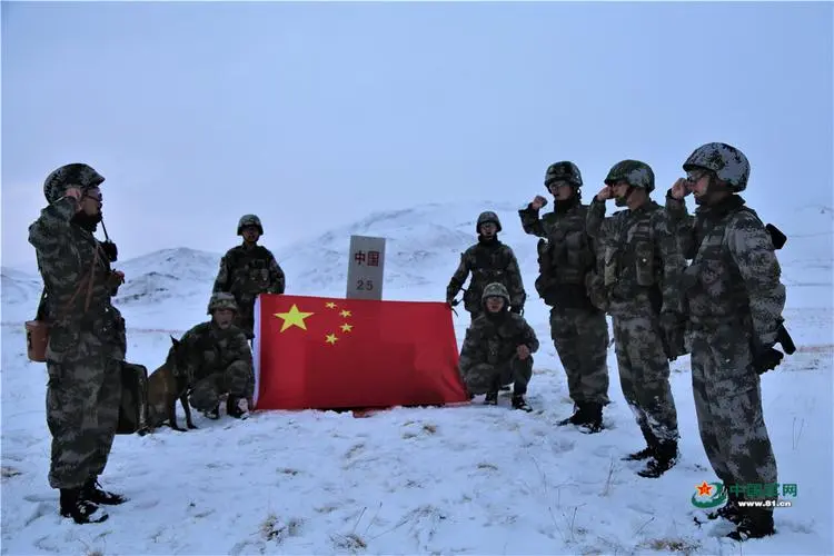【八一专刋】张富贵：热烈庆祝中国人民解放军建军95周年诗词五首*北京头条•西安头条•都市头条发布！（图9）
