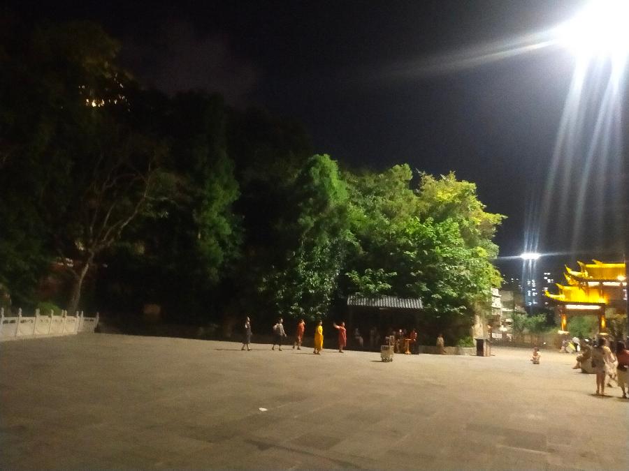 [北京头条]穿越梦想工作室隆重推出优秀作家韩瑛老师的美文《流年（二）》「飘舞的剑」（215（图3）