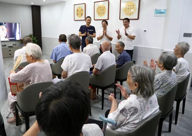 临湘市:“抗美援朝老兵,我们来看您了”(图3)