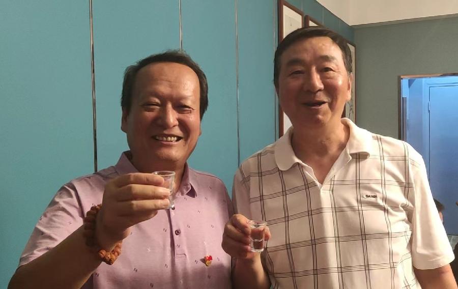 【八一专刋】张富贵:热烈祝贺原工兵十四团老七连西安战友庆八一联谊会圆满成功(诗词二首)北京头条发布!(图25)