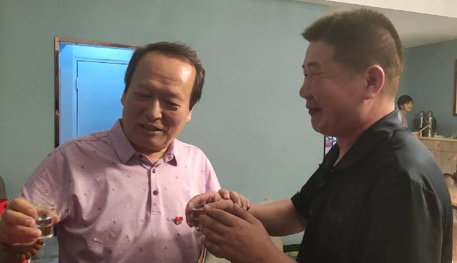 【八一专刋】张富贵:热烈祝贺原工兵十四团老七连西安战友庆八一联谊会圆满成功(诗词二首)北京头条发布!(图28)