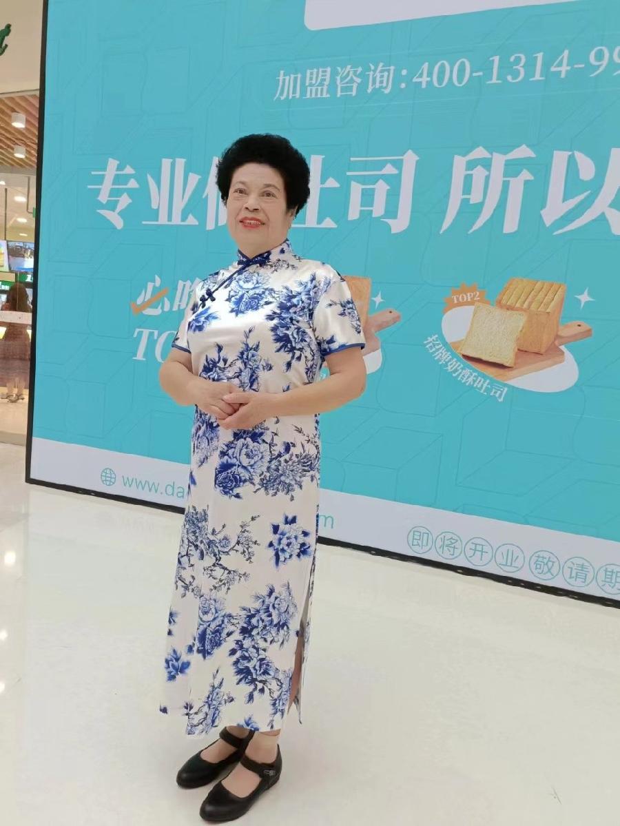 吉林儒商庆祝八一建军节 歌曲诗歌联谊会完美收官（图16）