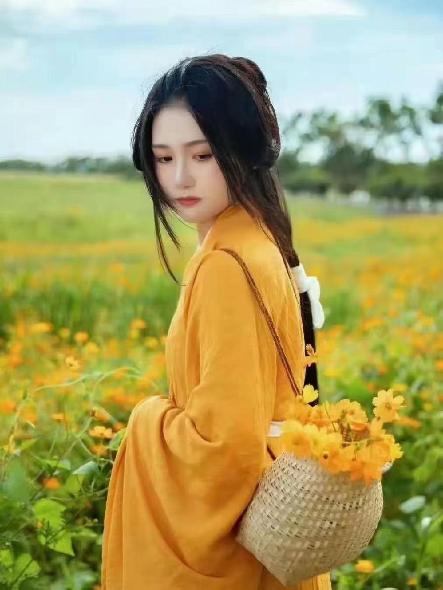 你的花儿百里香 词 / 宏翔(湖南)【冰心文化传媒】(图3)