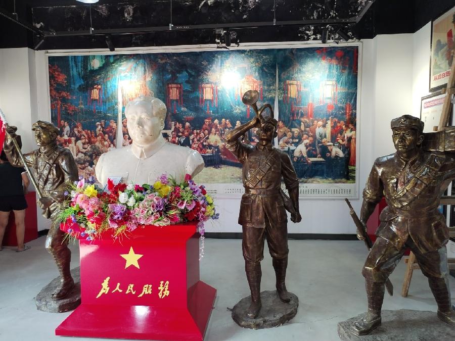 【红色记忆】张富贵：点赞红色收藏家袁国林（自由体诗）*北京头条•西安头条•都市头条发布！（图111）