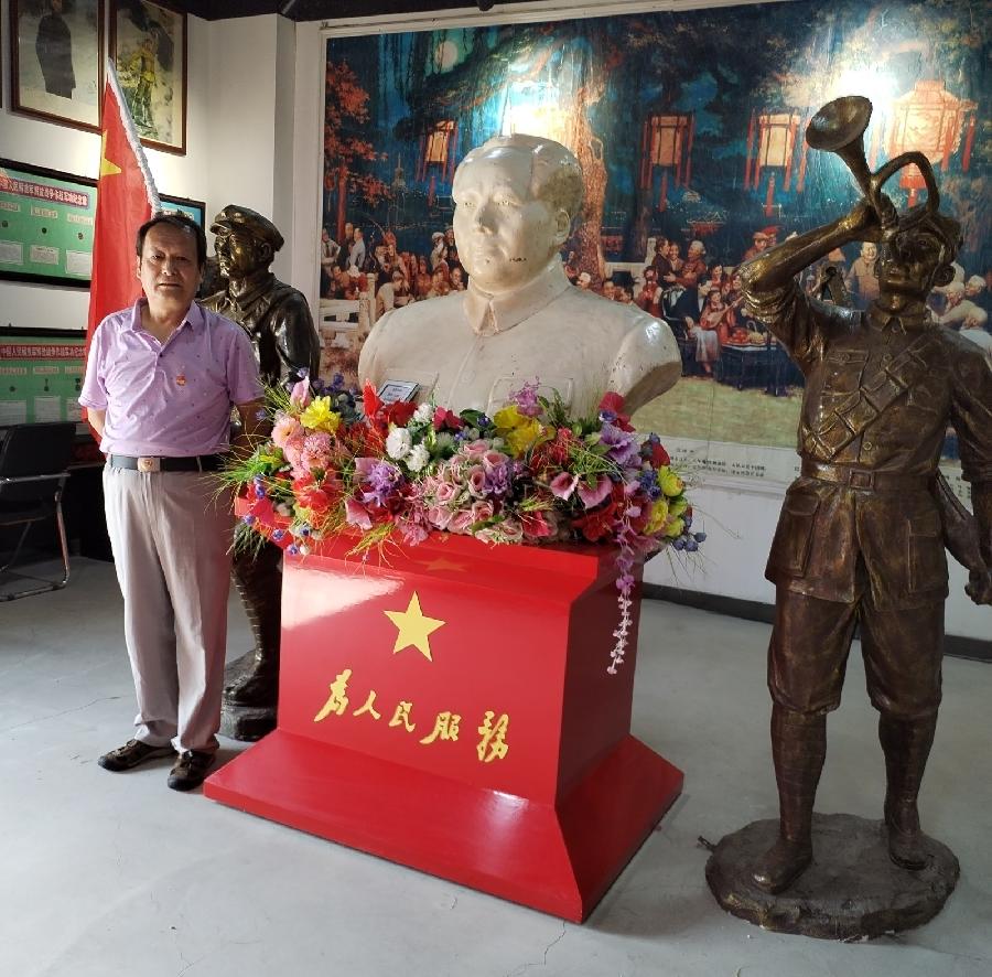 【红色记忆】张富贵：点赞红色收藏家袁国林（自由体诗）*北京头条•西安头条•都市头条发布！（图118）