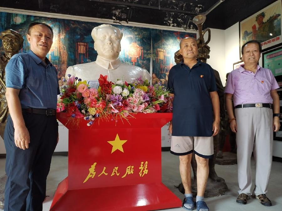 【红色记忆】张富贵：点赞红色收藏家袁国林（自由体诗）*北京头条•西安头条•都市头条发布！（图120）