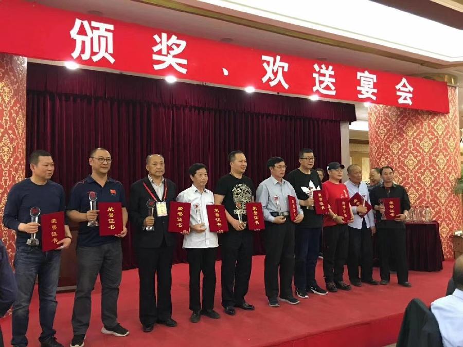 【红色记忆】张富贵：点赞红色收藏家袁国林（自由体诗）*北京头条•西安头条•都市头条发布！（图7）