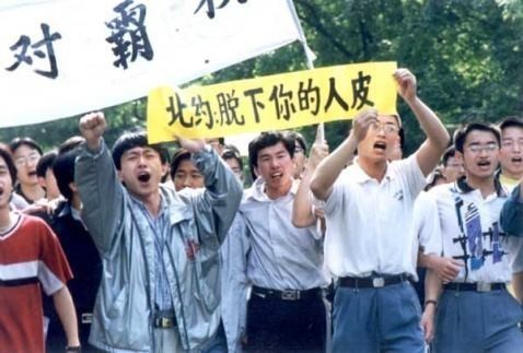 铭记5月8日 ‖ 作者/雷金钟 合诵/弘华 老马 红月 春姗如笑 京果 合成/配乐/京果 武方圆（图7）