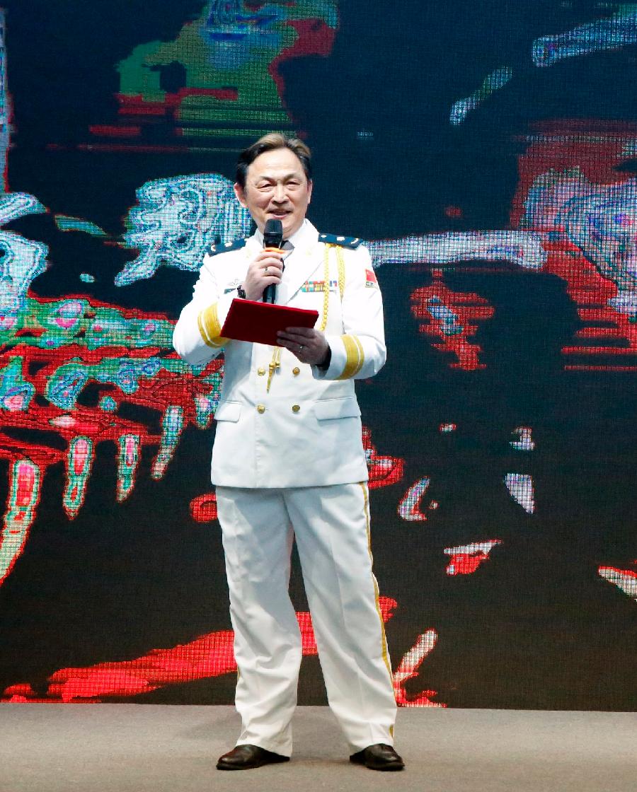 今天是你的生日 文/肖勤 主播/陈群 国男 京津沪头条(图8)
