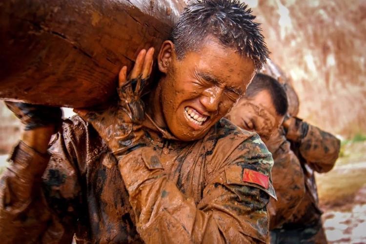 今天是你的生日 文/肖勤 主播/陈群 国男 京津沪头条(图4)