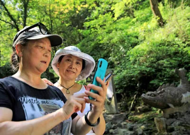 【西部风微刊】特别推荐袁德礼特稿:清绝尘嚣天下无双福地,高凌云汉江南第一仙峰(图17)