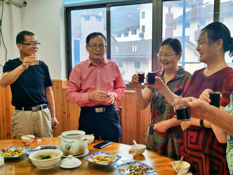 【西部风微刊】特别推荐袁德礼特稿:清绝尘嚣天下无双福地,高凌云汉江南第一仙峰(图43)