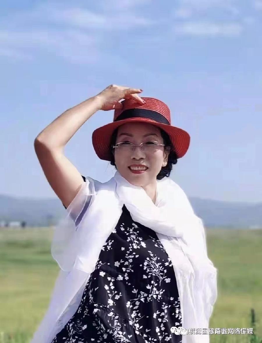 【桃园国际诗歌馨声】七夕,酒店是红色的‖作者:憨豆大叔‖主播:三毛【总1145期】(图12)