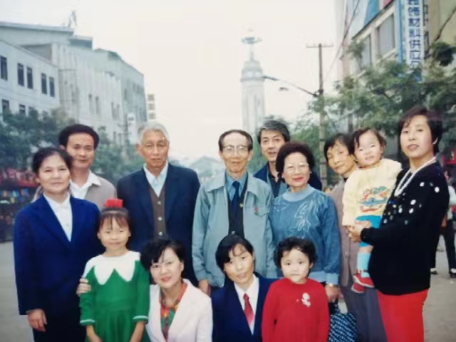 中华诗艺社黑龙江分社/《以诗漫述当年事,随笔畅书今世情》一一晏儒传嗣父晏天任诗联书法作品(图26)