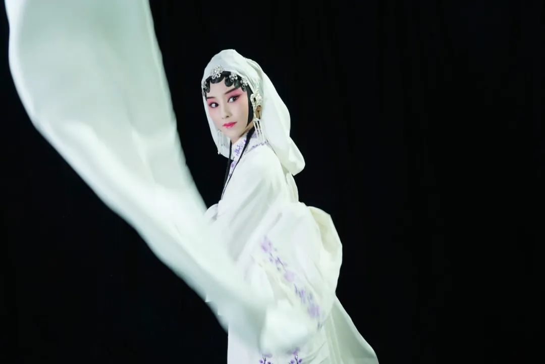 锄奸岂必作恶鬼,情深更昭无义辈 《焚香记》 潘晓佳 饰演 敫桂英(图5)