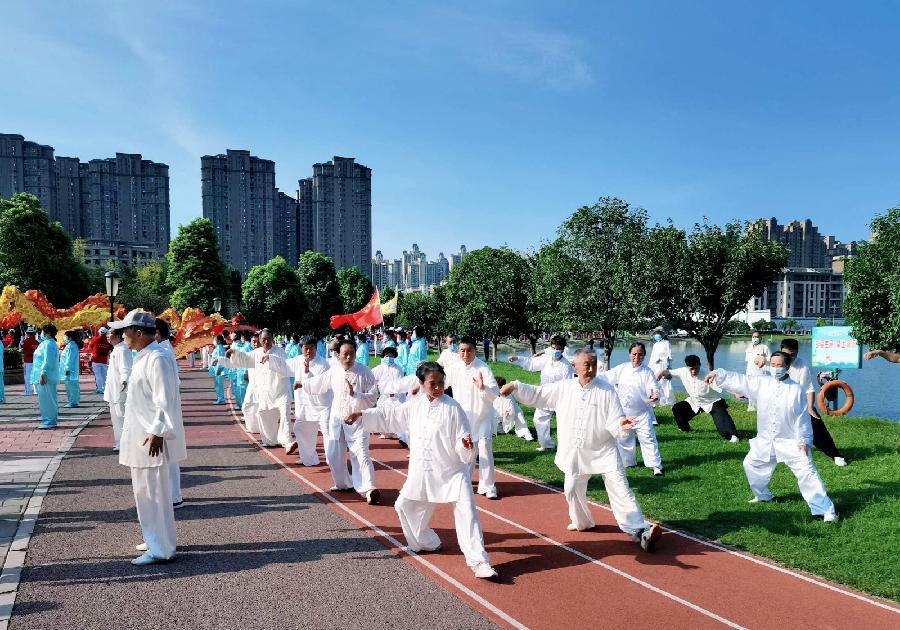 河南许昌：2022年许昌市“全民健身日”主题活动启动仪式圆满成功（图3）