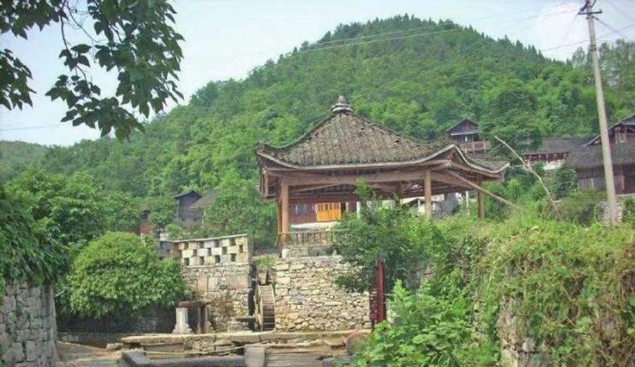 《感咏家乡脱贫致富》文:江花(北京)长安街总社【世界诗人名人展】(8930)(图5)