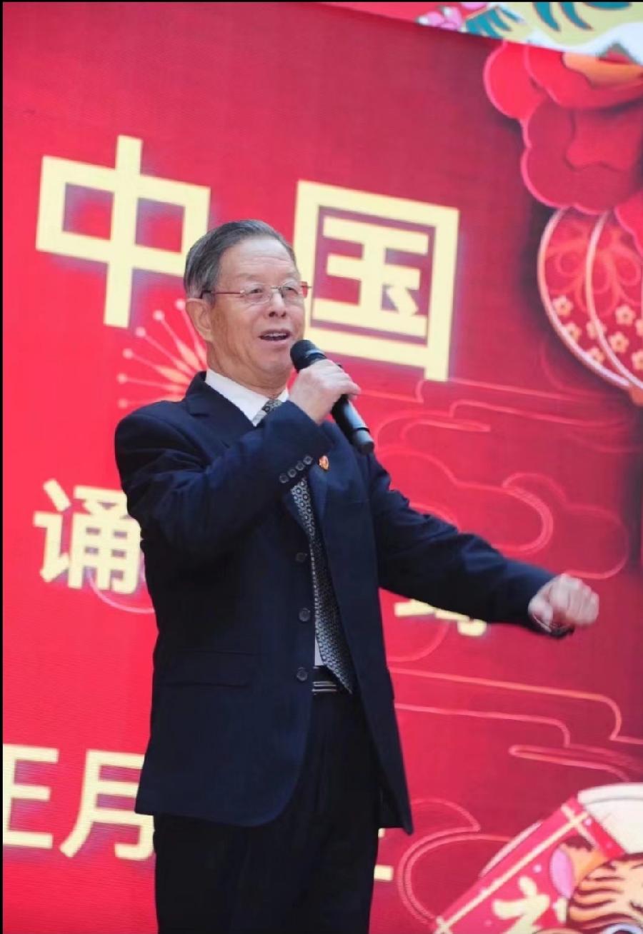 【纸刊婉君总编醉魂视频诵读丽作必赏【诗友当我的作品发进你的微信小窗】（图7）