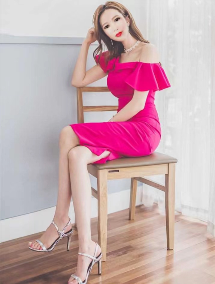 【纸刊婉君总编醉魂视频诵读丽作必赏【诗友当我的作品发进你的微信小窗】（图4）