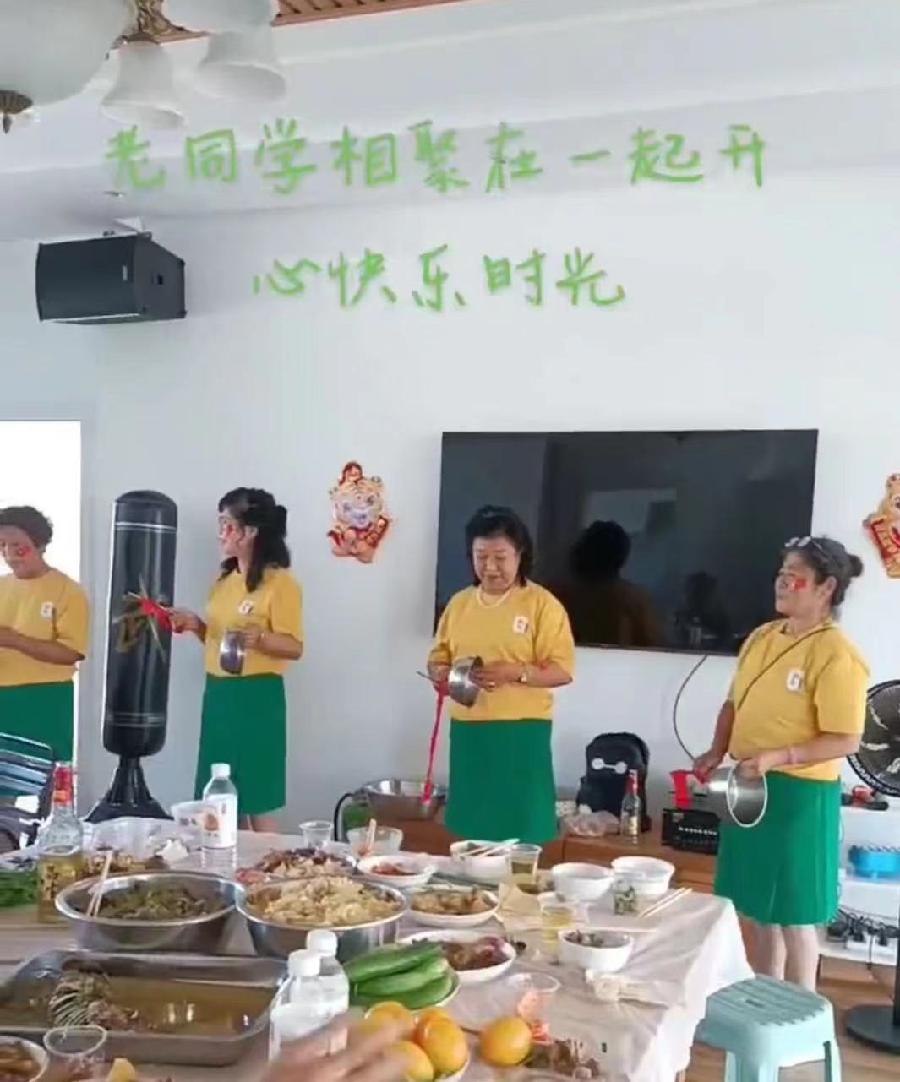 【梅园之音】听大梅朗诵《金秋的收获》作者:王淳娜 郑玉梅(图8)