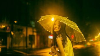 《雨，停在手上》作者:李彩云【主播:金牌主播:建华】【桃源国际诗歌集团】[桃源♬ 馨声]（图7）