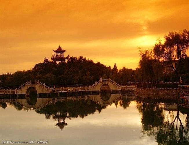 【经典推荐】李福龙//鹧鸪天•湖边晚色｛外三首｝（图3）