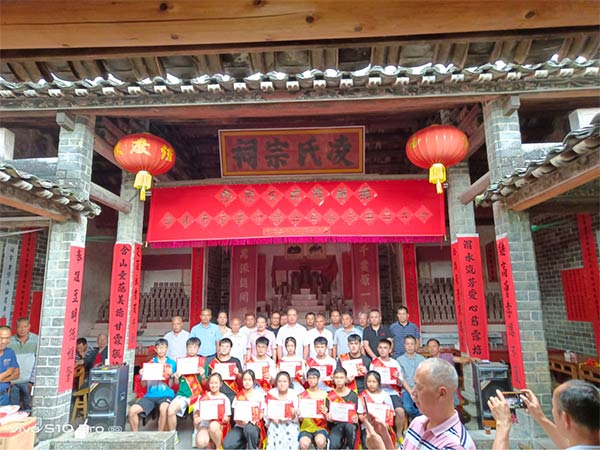【窦州文苑】钱排凌氏壬寅奖学诗联(凌远科作品荐读)(图2)