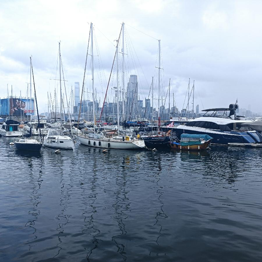 铜锣湾避风塘（图25）