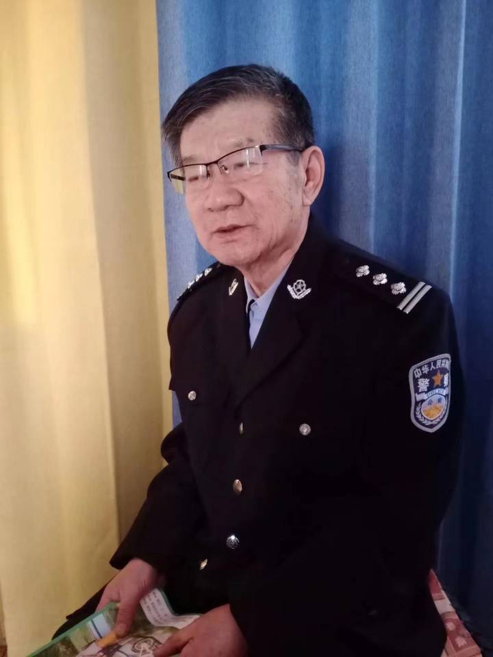 【敦诗说礼.诗题红叶.宏红诗社】徐志忠诗集