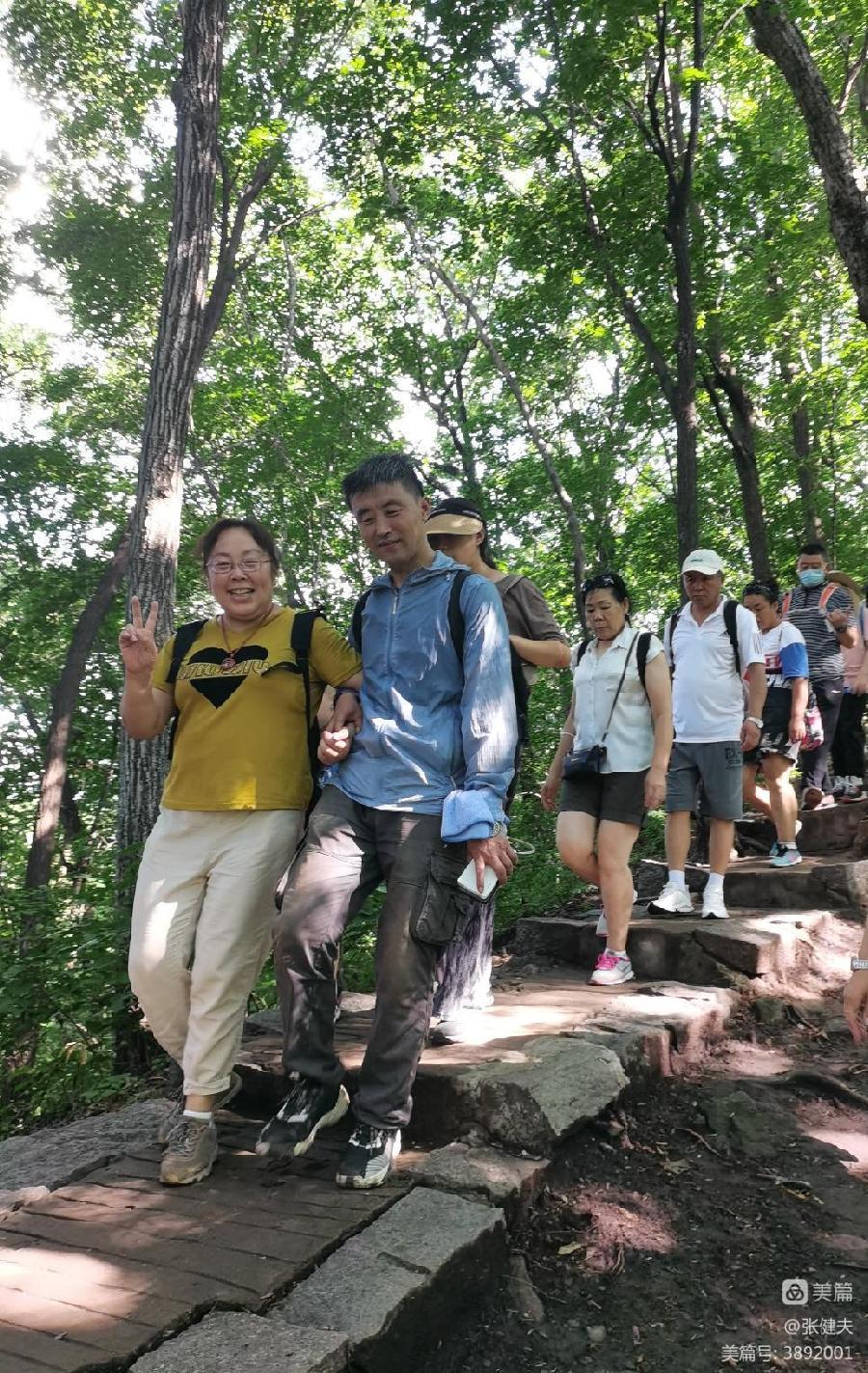 中华诗艺社黑龙江分社推荐/张健夫:兴游香炉山 感赋成美篇(图30)