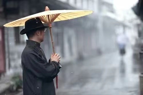 《十年》作者:彼岸花开【诵读:金牌主播:青草味儿】【桃源国际诗歌文化传媒集团】〔桃源♬ 馨声〕（图5）