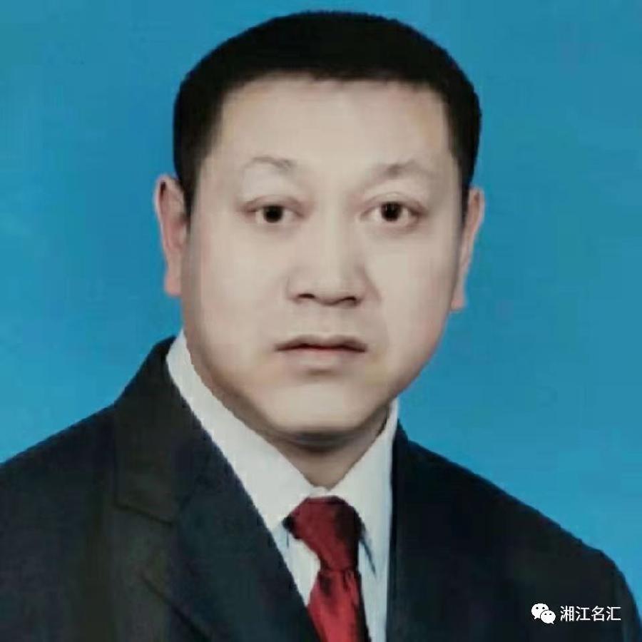 【雅诗总会】满足就是完美‖作者:王超越&诵读:残云（图2）