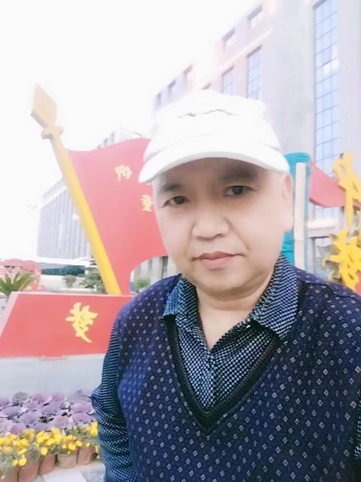 《我在雨中念你》作者:湖天一色【主播:金牌主播:英霞】【桃源国际诗歌集团】[桃源♬ 馨声]（图10）