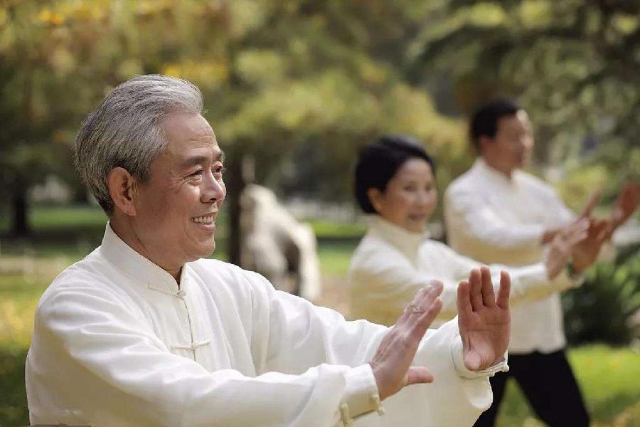 【华夏明篇】分享方亮老师《注重保健不得病》请欣赏（图6）