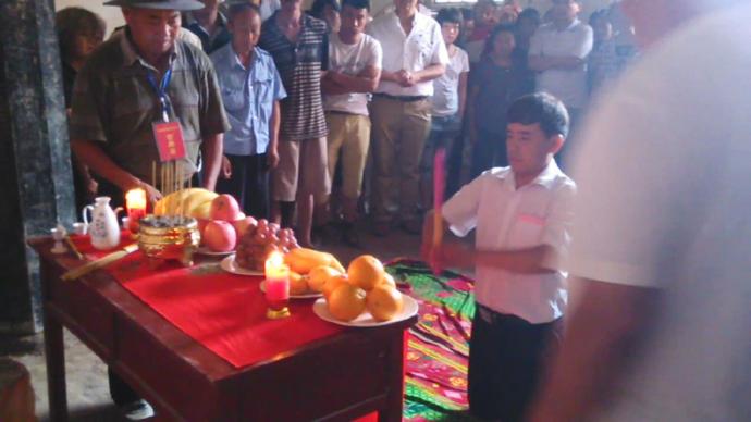 102505090.jpg 102505090.jpg