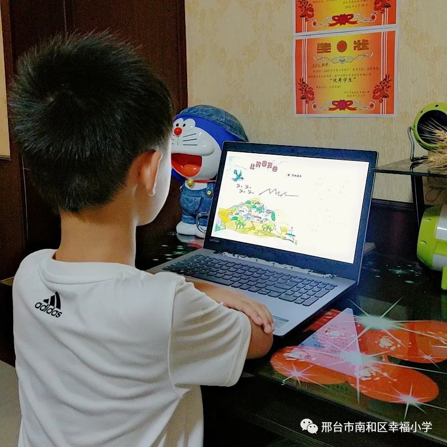 南和区幸福小学:音乐滋养心灵,艺术美化人生——暑期素质拓展课程(图2)