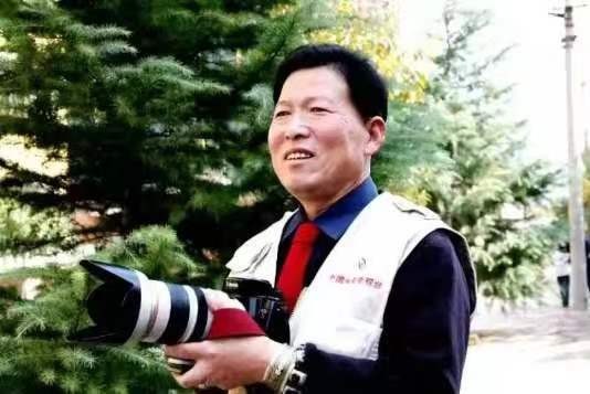 联机全球发布刘志锋精品诗歌欣赏（图3）