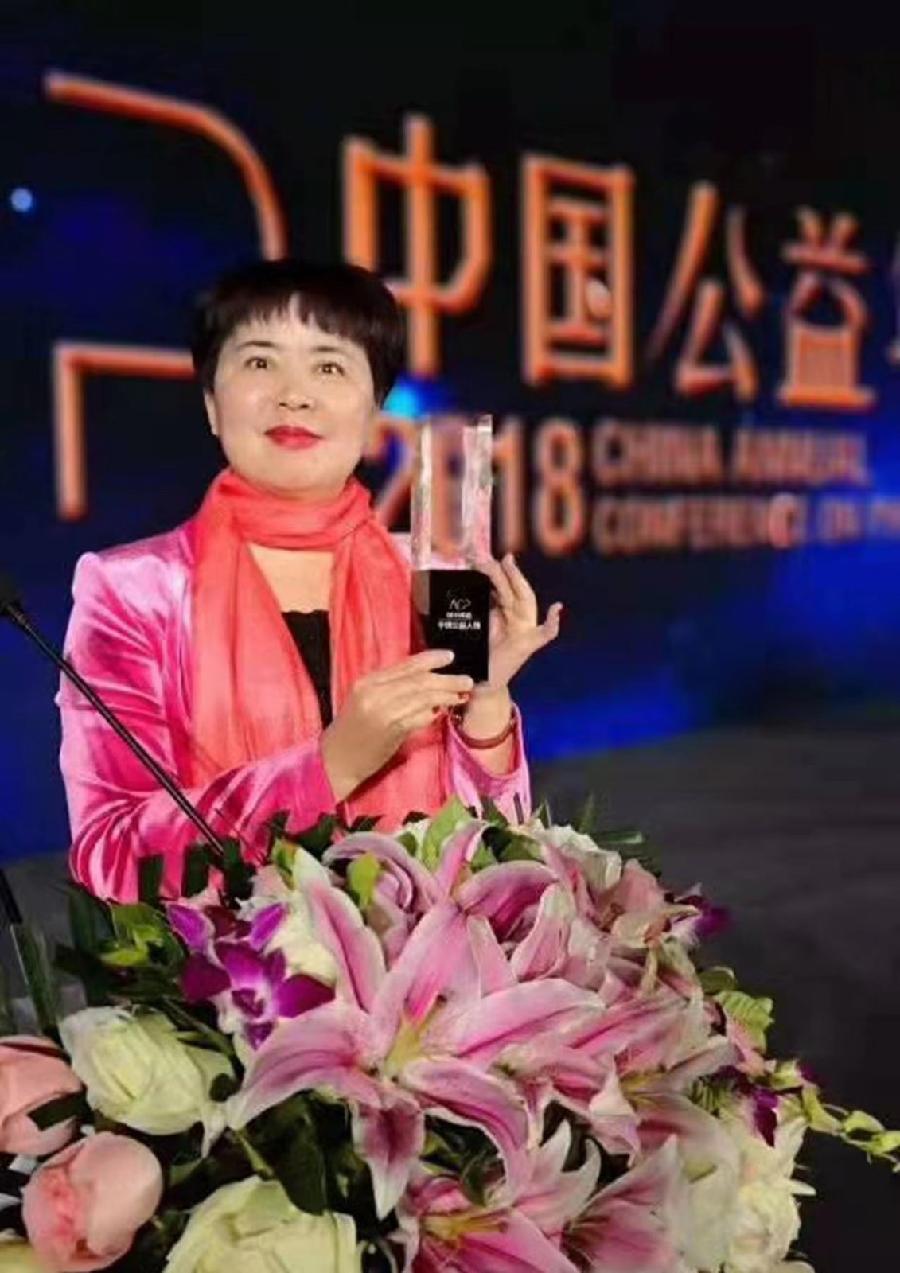【敦诗说礼.诗题红叶.宏红诗社】《青少年人生格言》 作者：宋馨 朗诵：宏红（图2）