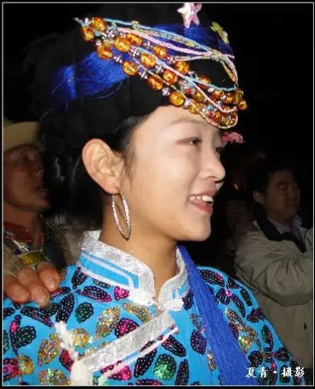 格 姆 女 神 山(图5)