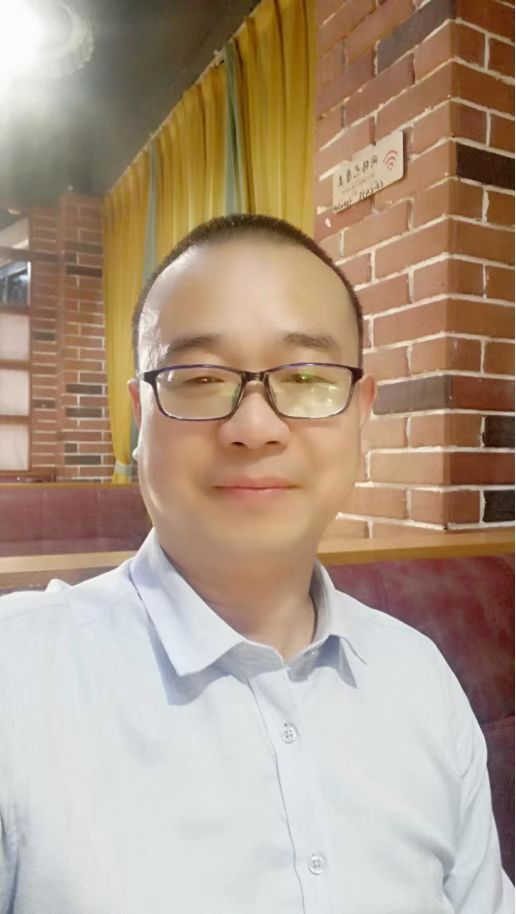 【世界诗会】马来西亚总社诗人榜 ~ 武放：狼嚎专辑第79期世界诗人名人展（9090）（图9）