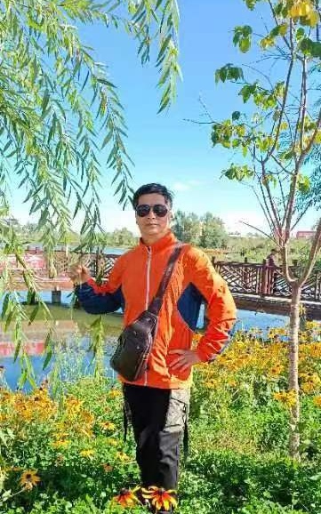 快活林诗歌《向着太阳》主播：梦露；编辑：香乡【北疆头条】（第287期）（图17）