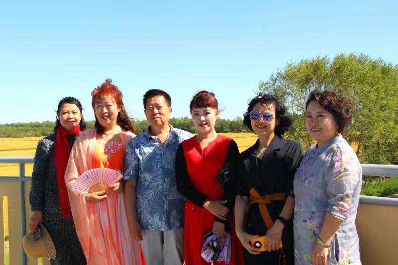 快活林诗歌《向着太阳》主播：梦露；编辑：香乡【北疆头条】（第287期）（图16）
