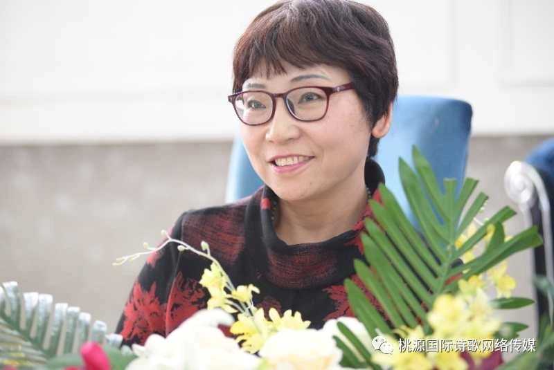 《秋雨绵绵》作者：春羽（山西）主播：荷塘月色【桃源国际诗歌集团】[桃源♬ 馨声]（图12）