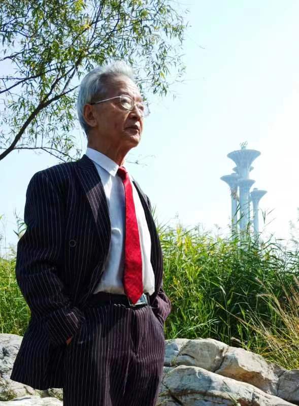 中华诗艺龙江分社推介/韩明华:临江仙·戴河炎夏爽(藏头步韵)(图7)