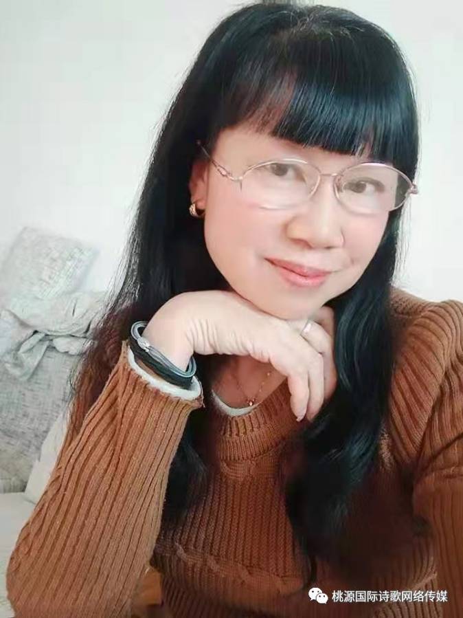 《白露又秋风》作者:风彩【主播:金牌主播:知语】【桃源国际诗歌集团】[桃源♬ 馨声]（图9）