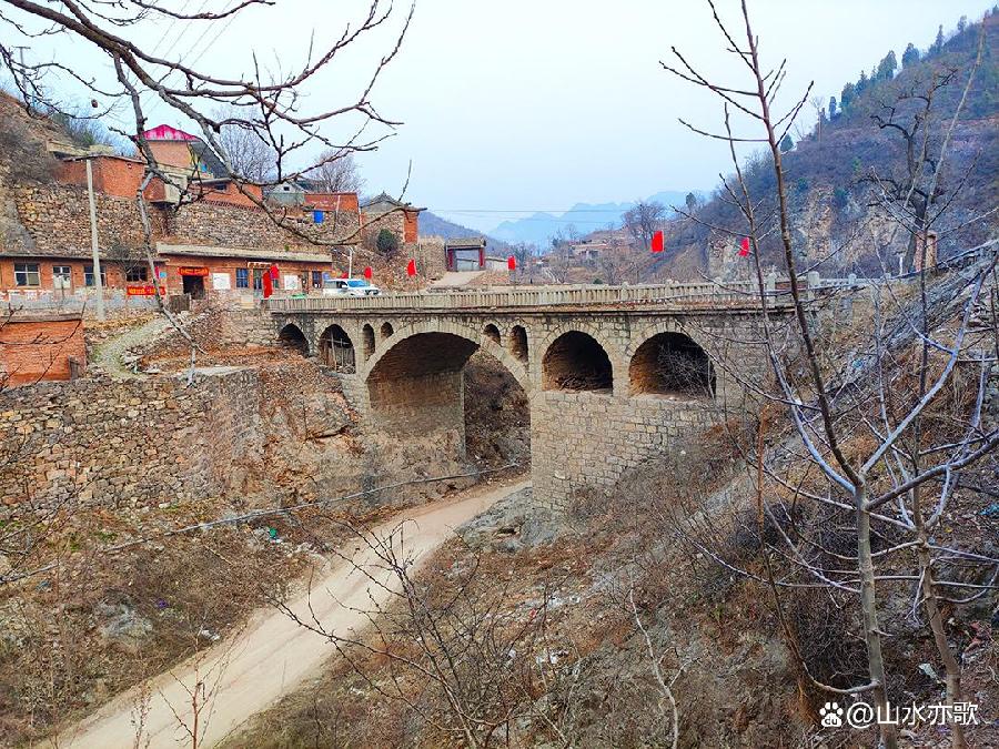 石家庄井陉固兰村，千年古村落，一山温暖了春天，一山美艳了秋天（图4）