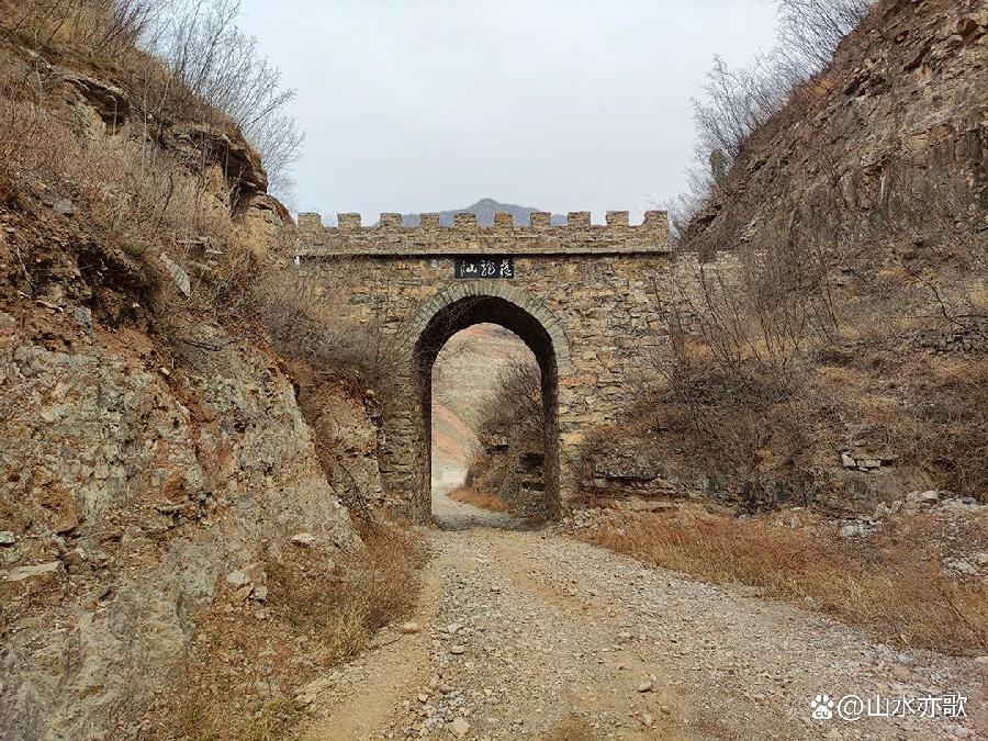 石家庄井陉固兰村，千年古村落，一山温暖了春天，一山美艳了秋天（图5）