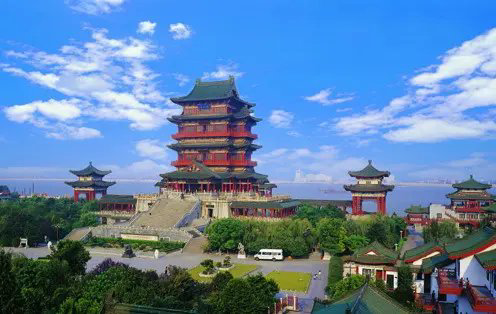 【九月茶韵文学诗社】2022——024期《妈妈,我要回家》作者巴丹吉林 主播夜色阑珊 编辑制作刘林丽(图6)