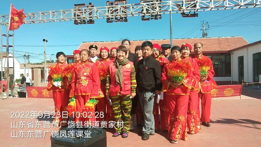 欢庆农民丰收节 服务文艺齐助力